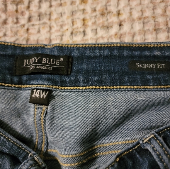 Judy Blue Dark Wash Distressed Skinny Jeans - Picture 4 of 8